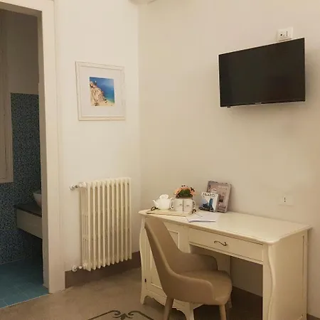 Cesarea Dimora Di Charme Bed & Breakfast