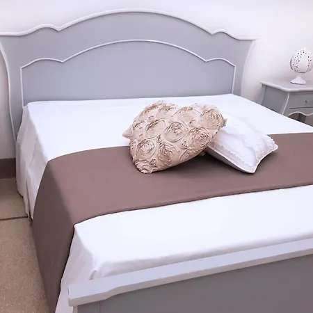 Cesarea Dimora Di Charme Bed & Breakfast