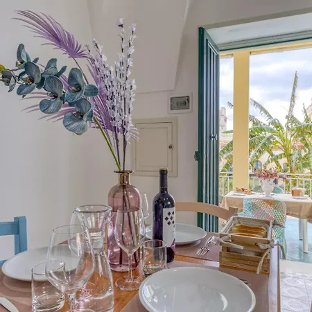 Bed & Breakfast Cesarea Dimora Di Charme 3*
