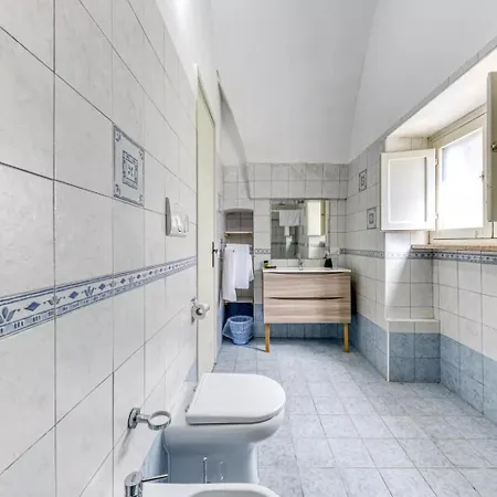 Bed and Breakfast Cesarea Dimora Di Charme 3*