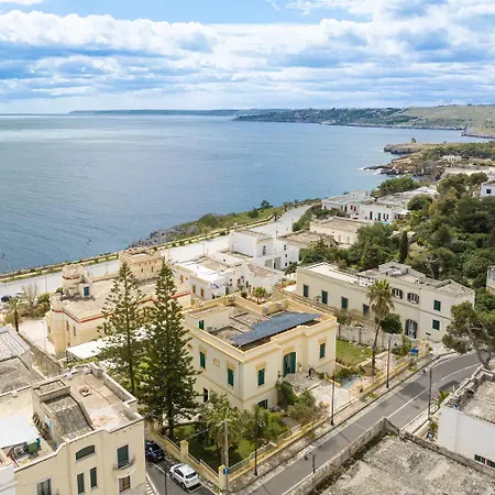 Cesarea Dimora Di Charme B&B 3*