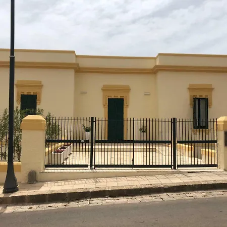 Cesarea Dimora Di Charme B&B